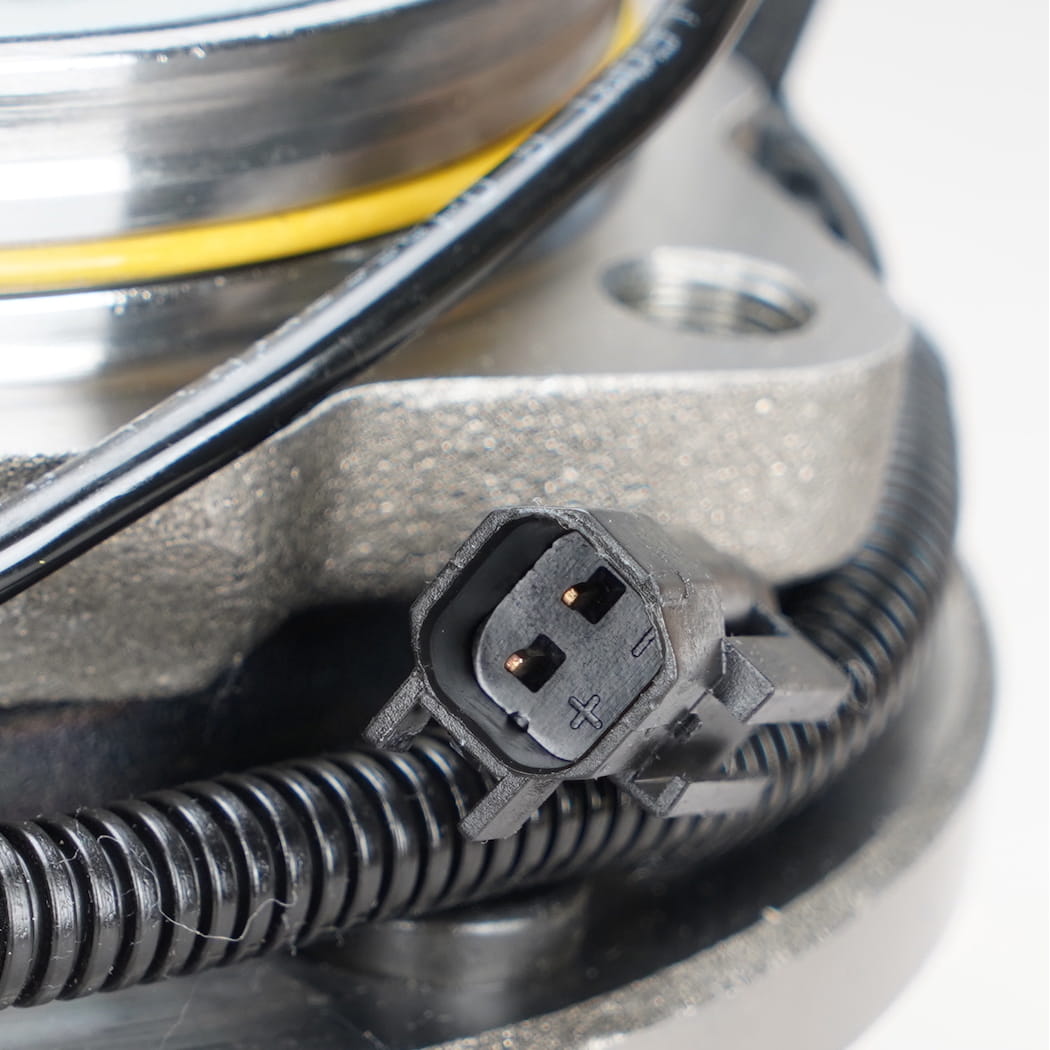 Hanhub 515146フロントホイールハブとベアリングアセンブリシボレーシルバラード2500 HDシルバラード3500 HDシエラ2500 HDシエラ3500 HD交換FW423 227624440 25807419 20873257 BR930827 SP620103018ラグ